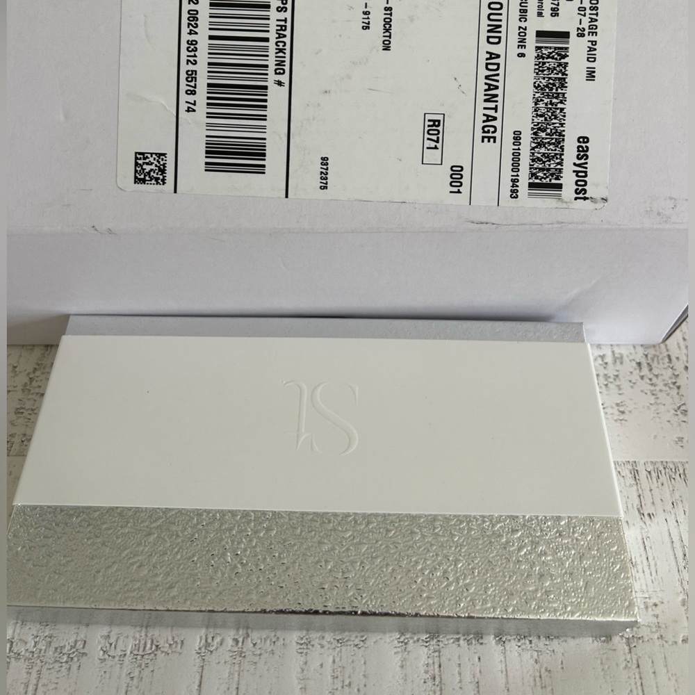 Seint IIID Palette 27 New